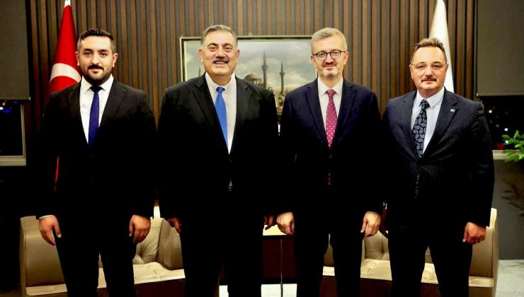 TİMBİR heyetinden İletişim Başkanı Burhanettin Duran’a ziyaret