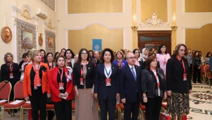 BAKÜ’DE TÜRK DÜNYASININ ÖNCÜ VE GİRİŞİMCİ KADINLARI BULUŞTU II. Uluslararası Türk Dünyasında Kadın Çalıştayı büyük ilgi gördü