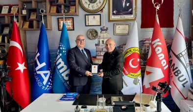 Ali Peker’e Uluslararası Ticarette Başarı Plaketi