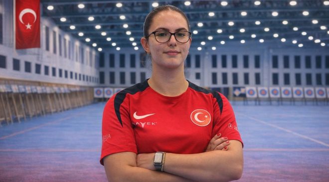 Samsunlu Milli Okçu Canse Duru Tarakçı Avrupa Üçüncüsü Oldu