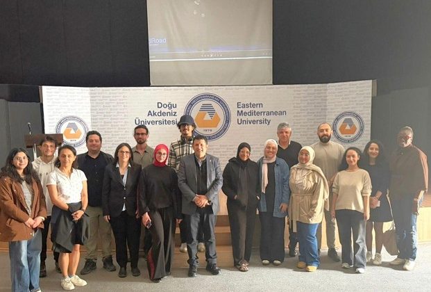 KÜRESEL FARKINDALIĞA DAÜ İMZASI: KIBRIS’IN İLK ‘MAVİ IŞIĞI’ DOĞU AKDENİZ ÜNİVERSİTESİ’NDE YANDI