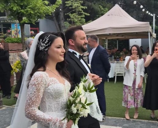İstanbul’da Görkemli Düğün: İki Başarılı Doktor Hayatını Birleştirdi