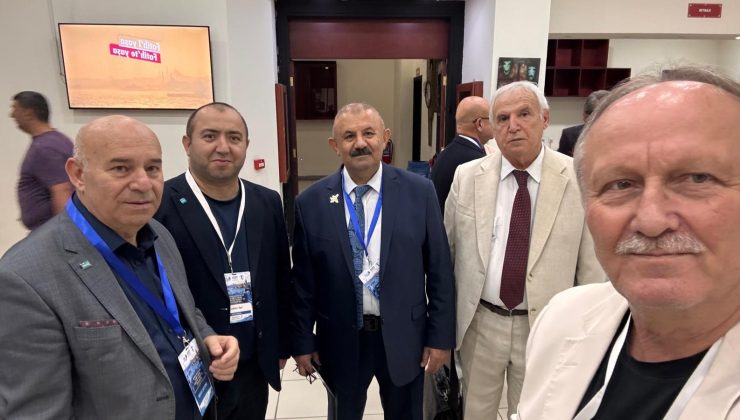 İSTANBUL’DA TÜRK DÜNYASI GAZETECİLERİ BULUŞTU