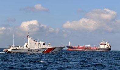 Silivri Açıklarında Gemi Kazası: 10 Mürettebat İçin Arama Kurtarma Çalışmaları Sürüyor